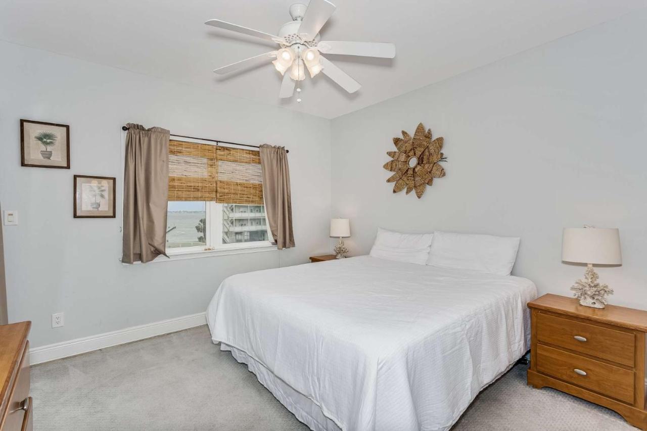 Baywatch A8 Villa Pensacola Beach Exterior photo